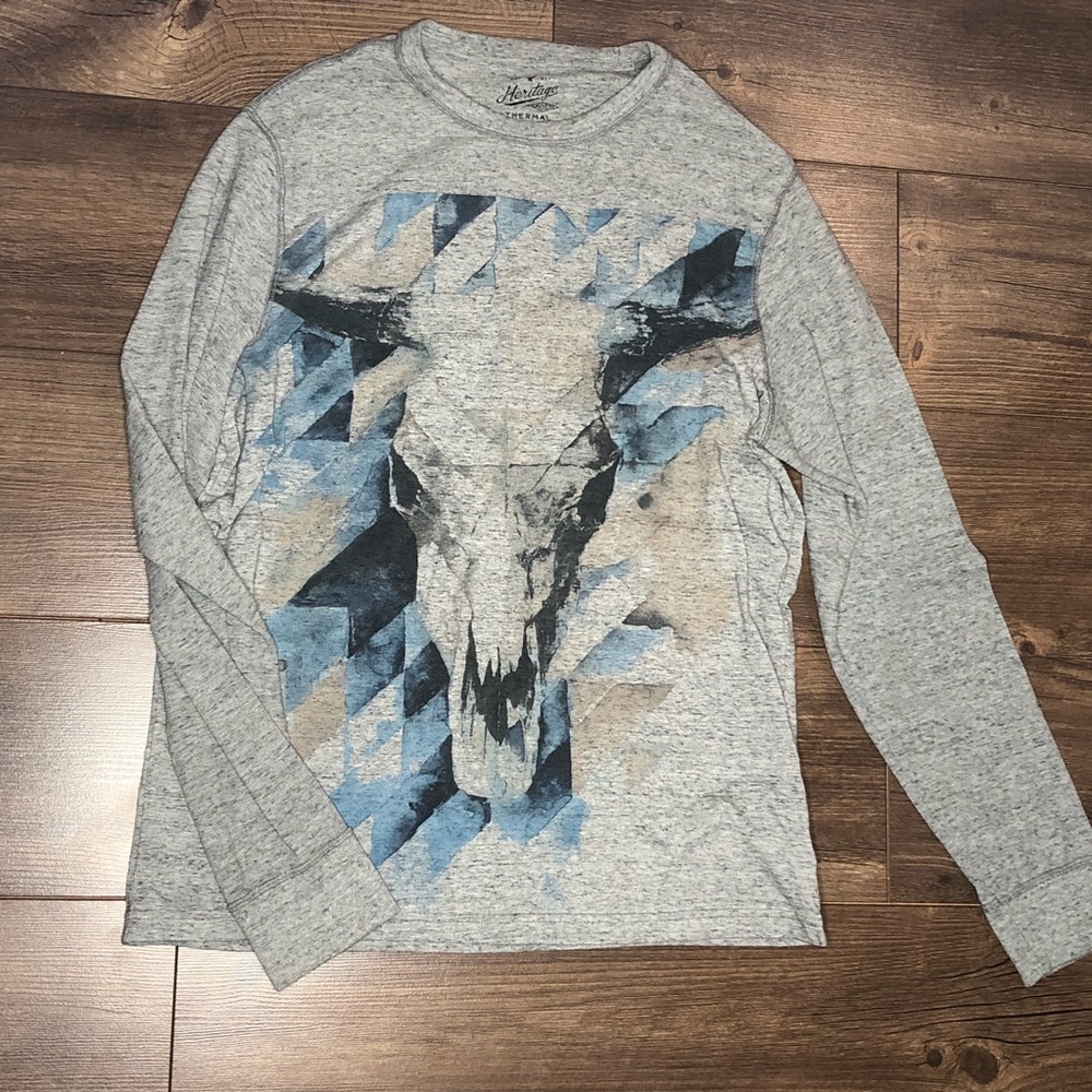 American Eagle T shirt